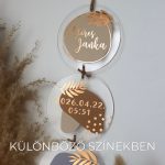 Függő dekoráció a baba születési adataival