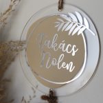 Függő dekoráció a baba születési adataival
