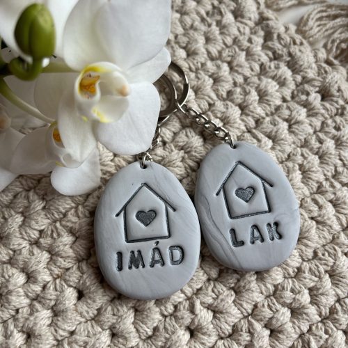 Páros kulcstartó IMÁD-LAK felirattal - SZÜRKE